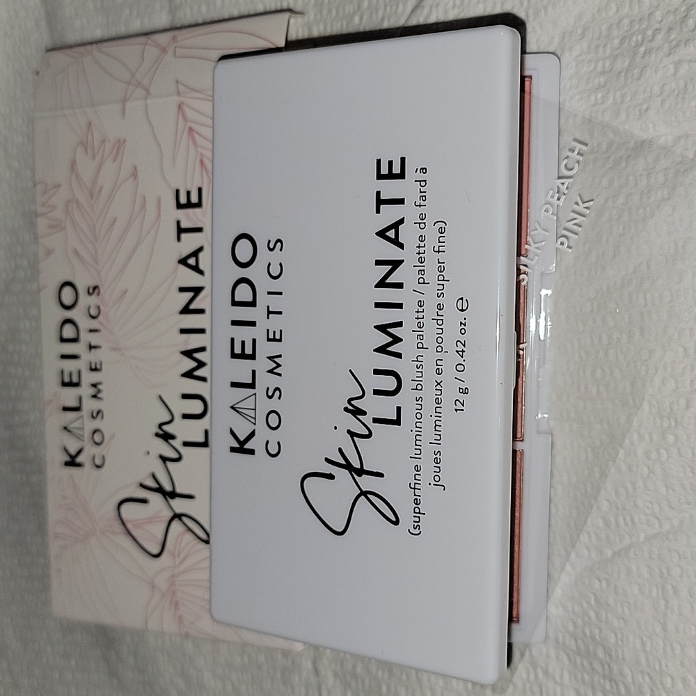 KALEIDO COSMETICS SKINLUMINATE PALETTE